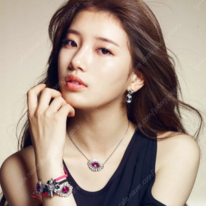 스와로브스키 핑크 슈룩 리미티드 목걸이