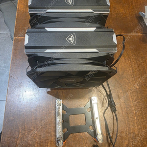 PCCOOLER G6 블랙 공랭쿨러 중고 팝니다