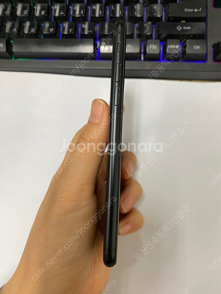 500991 아이폰SE2 블랙 액정SS급 64GB 무잔...--4