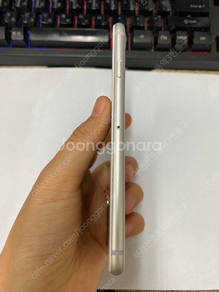 205260 아이폰8 실버 A급 256GB 배터리성능1...--5