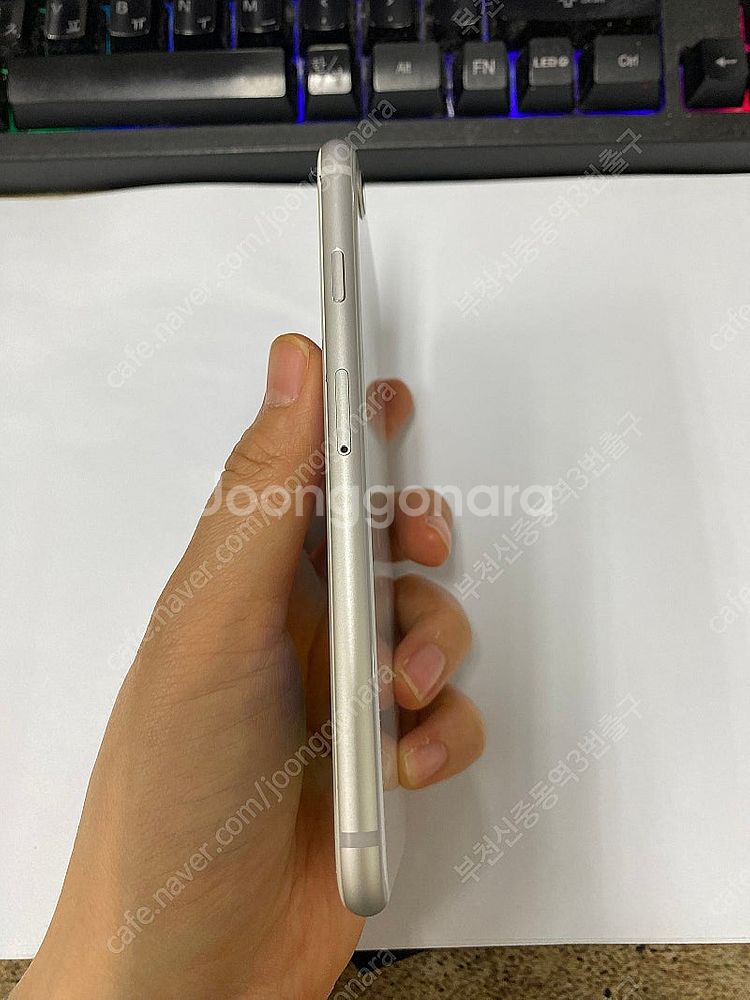 204032 아이폰8 실버 SSS급 128GB 무잔상 ...--5