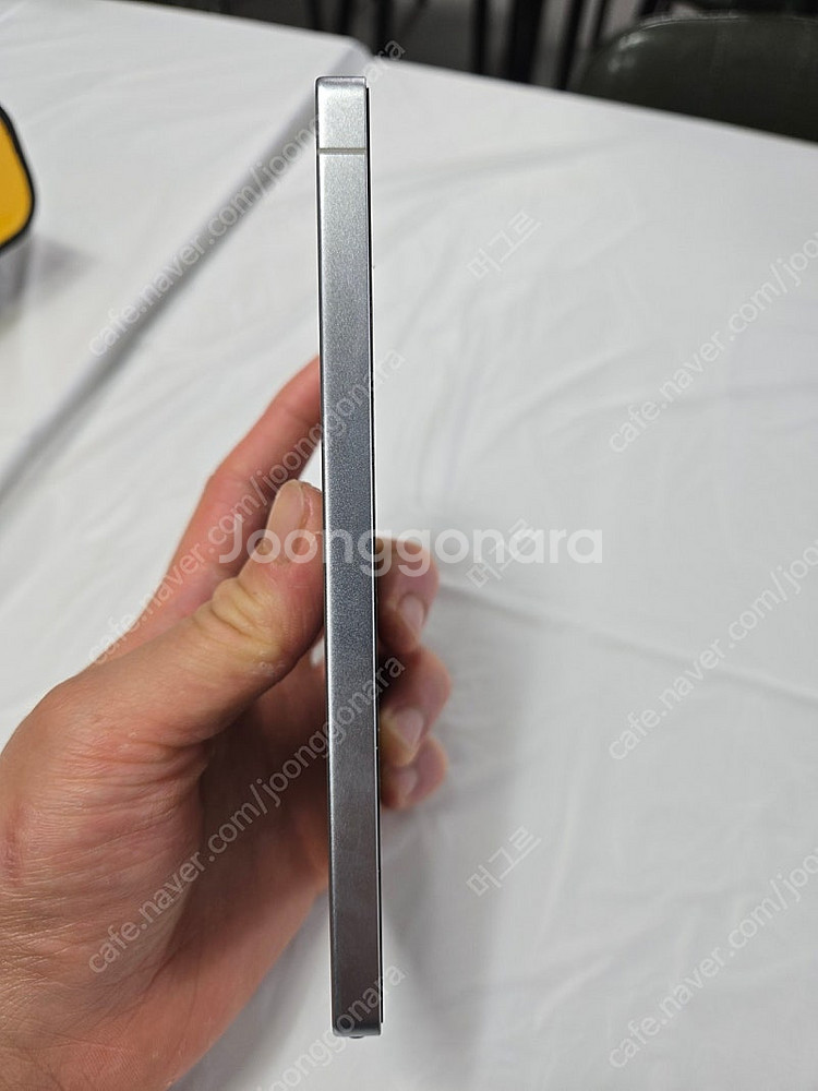 갤럭시 s25 울트라 256g 팝니다 (sk 통신사용)--0