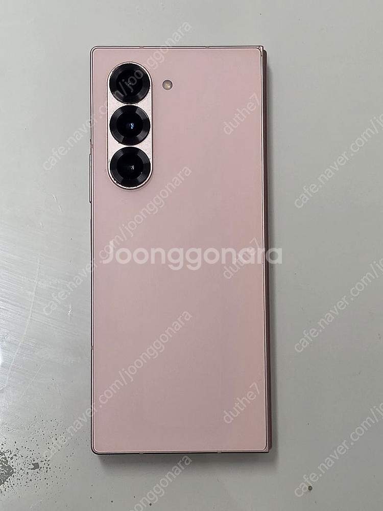 KT 갤럭시폴드6 256gb 핑크 팝니다--1
