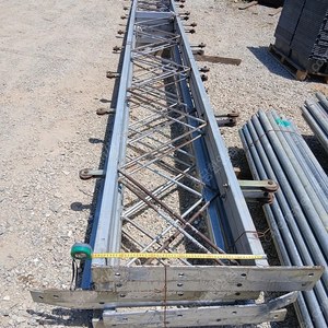 철재 트러스 (하우스연동형) 길이8m 장당230000원