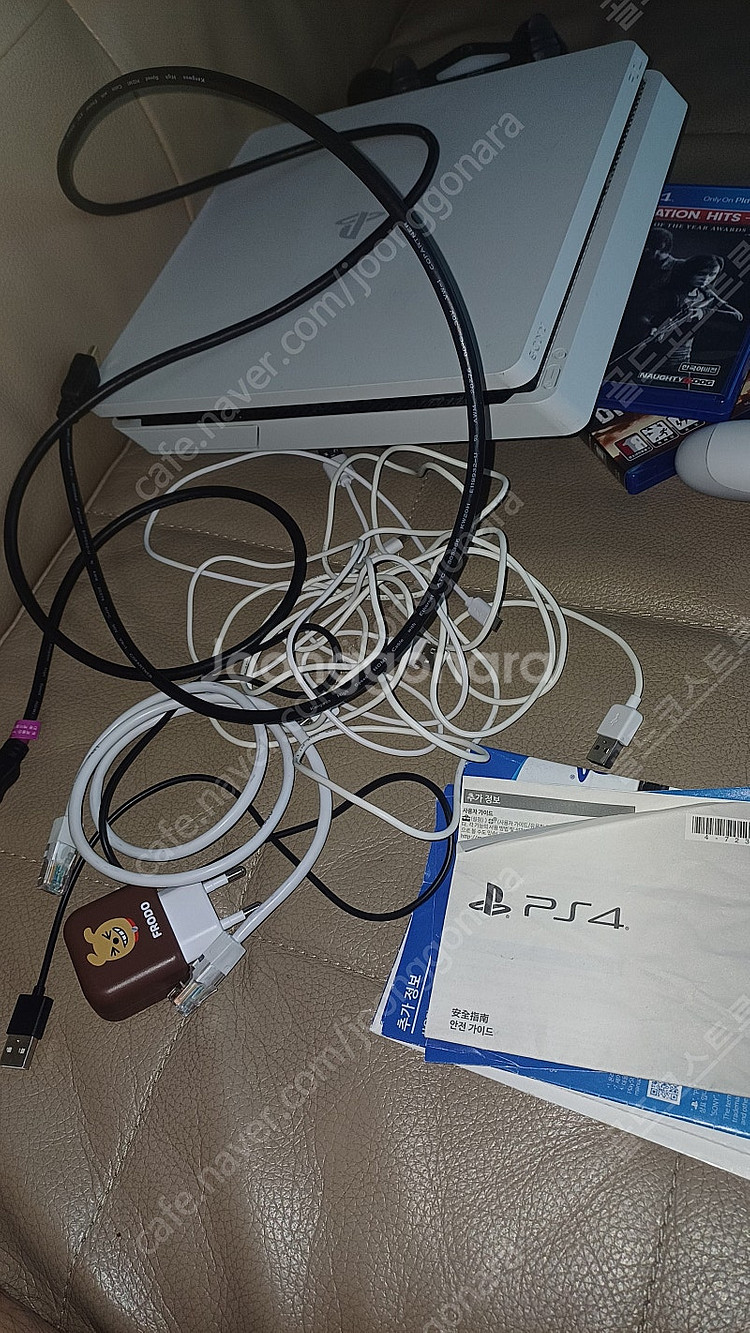 플스4(ps4) 슬림 화이트 + 레전드 게임5--0
