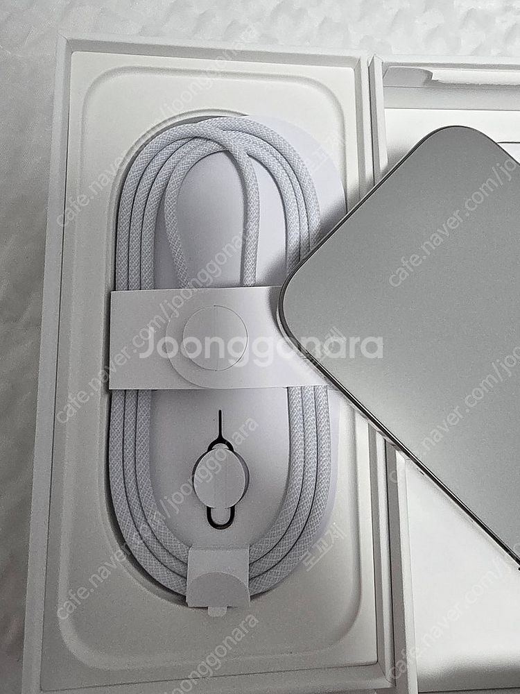 자급제 아이폰 16 프로 내츄럴 티타늄 128gb--1