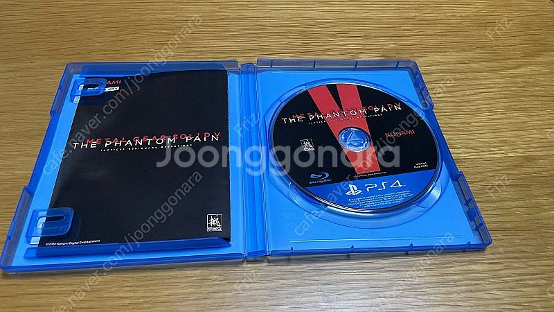 PS4 메탈기어 솔리드 팬텀페인--3
