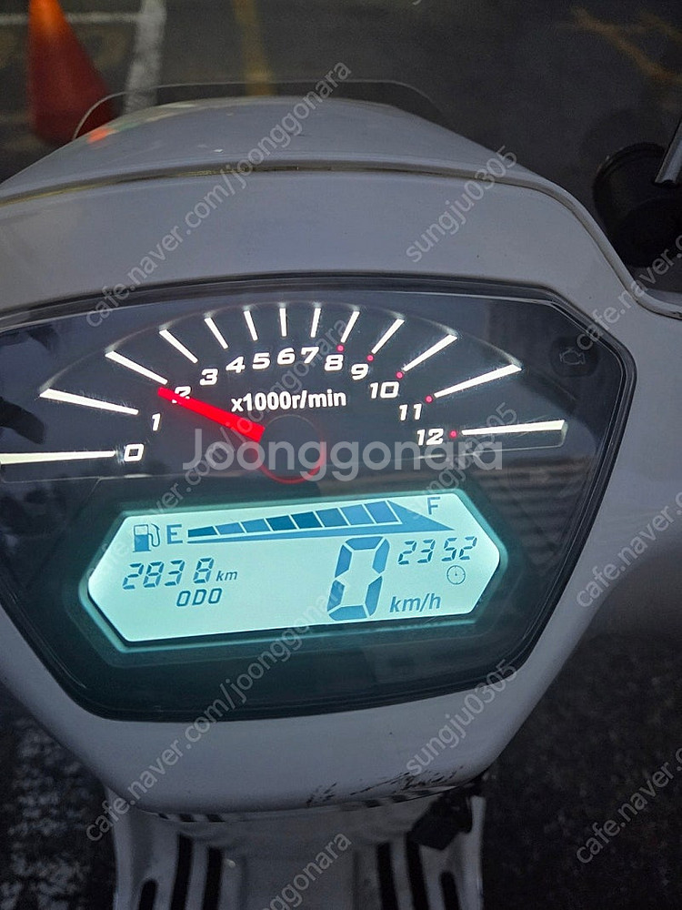 작년 9월에 출고한 125cc 클레식 스쿠터 입니다.(...--1