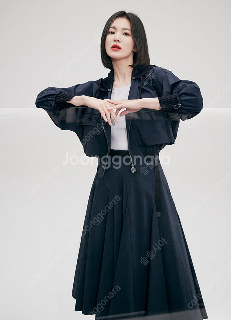 2022 미샤 플레어 스커트 송혜교착용--0