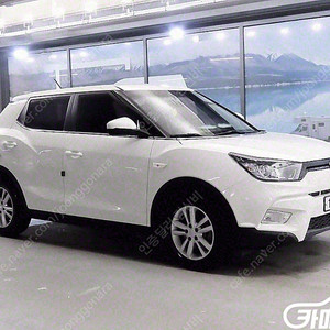 수원중고차 티볼리 가솔린 2WD 1.6 TX 2015 년식 흰색 중고자동차 가격