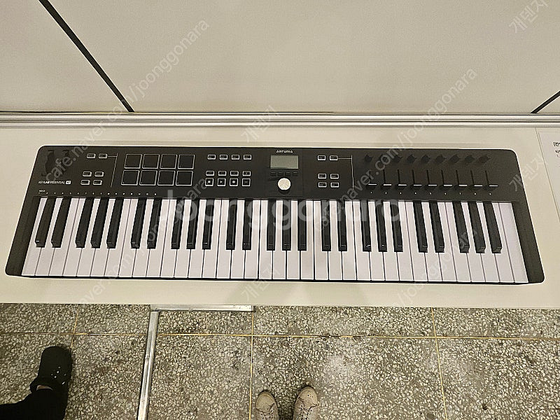 Arturia Keylab Essential 61 MK...--0