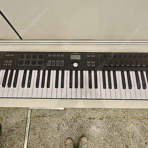 Arturia Keylab Essential 61 MK3 아투리아 키랩에센셜 마스터키보드 팝니다