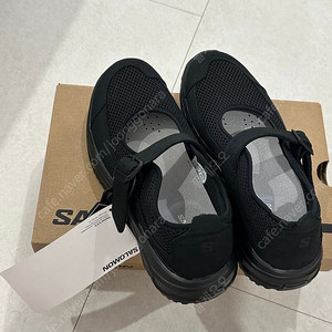 살로몬 메리제인 블랙 240