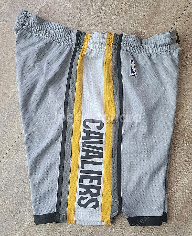 나이키 NBA 클리블랜드 캐벌리어스 쇼츠 XL 사이즈--3