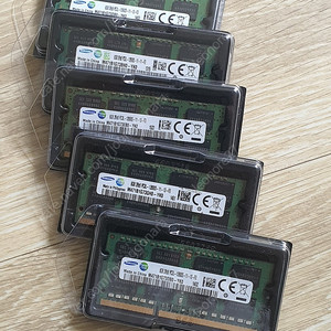 노트북용램 . DDR3L 8기가 9개