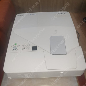 빔프로젝터(NEC 프로젝터 NP-UM351W) 판매입니다.(가격인하)