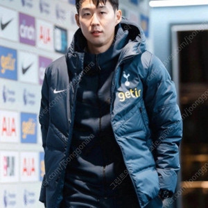 (새상품) 23/24 토트넘 나이키 네이비 패딩 M사이즈