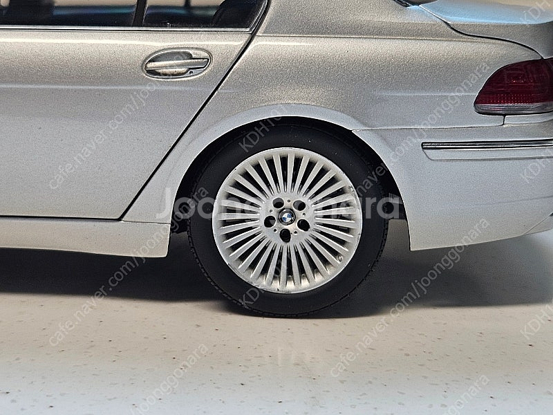 1/18 1:18 교쇼 BMW E66 7시리즈 760L...--8