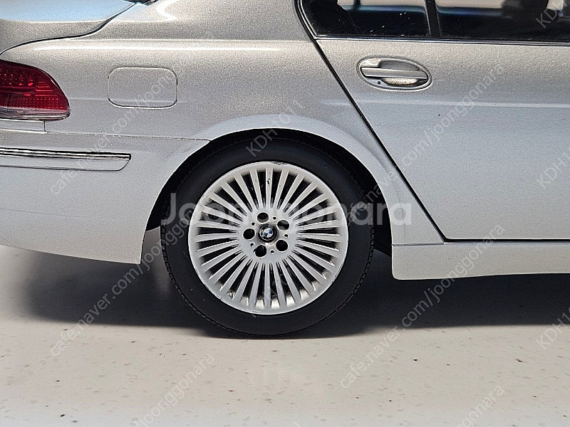 1/18 1:18 교쇼 BMW E66 7시리즈 760L...--9