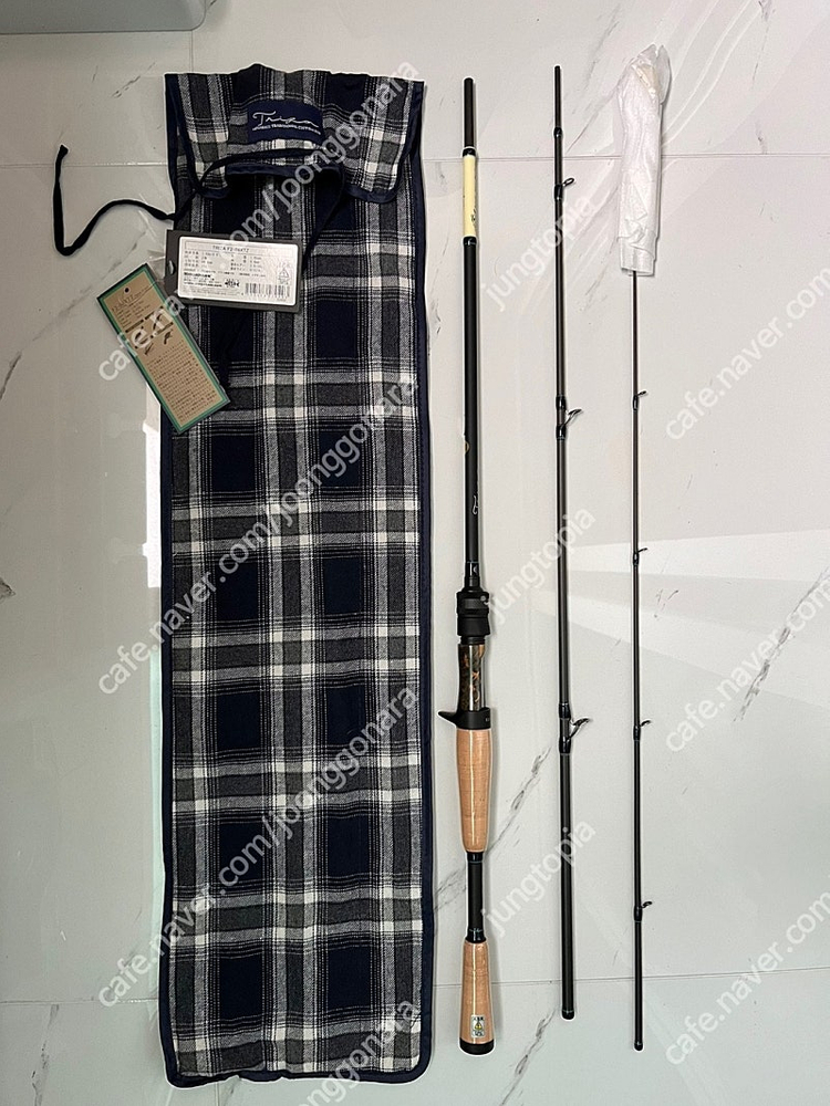 메가배스 트리자 F2-66XTZ (3절) 한정판 새상품 팝니다. 이미지