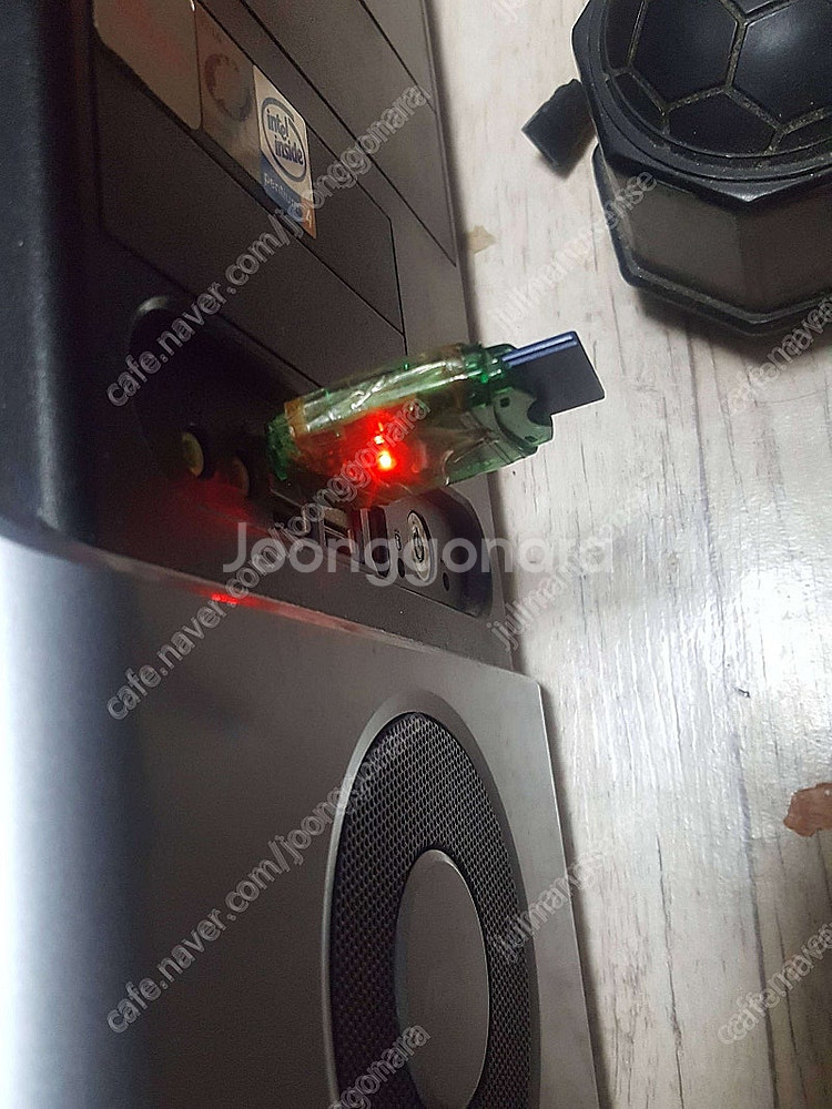 asus 빅타워 케이스 5000원 판매합니다. 전면 5...--0