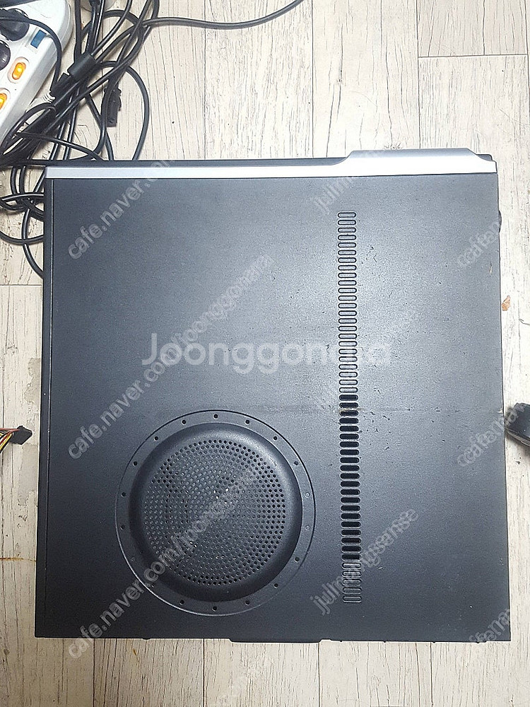 asus 빅타워 케이스 5000원 판매합니다. 전면 5...--6