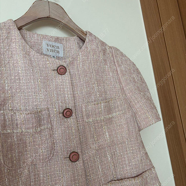 보카바카 린넨 트위드 핑크 반팔 자켓 결혼식 하객룩 출근룩 올드머니룩 이미지