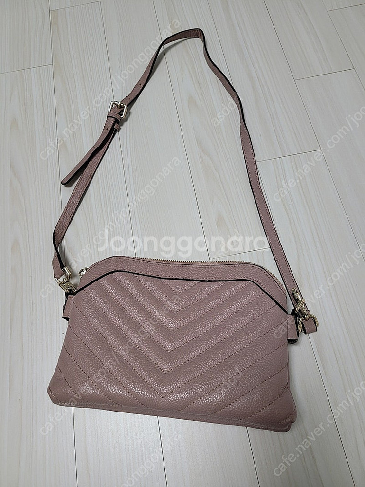 크로스백 델라스텔라 파우치백 소가죽--1