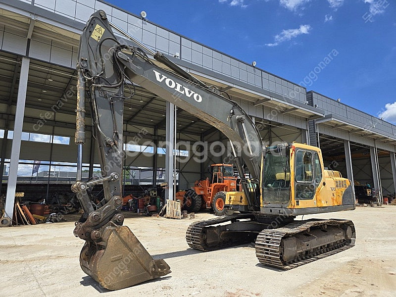 볼보 EC210BP 2010년식 08궤도식 중고굴삭기--0