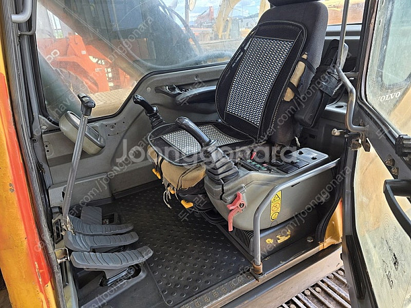 볼보 EC210BP 2010년식 08궤도식 중고굴삭기--8