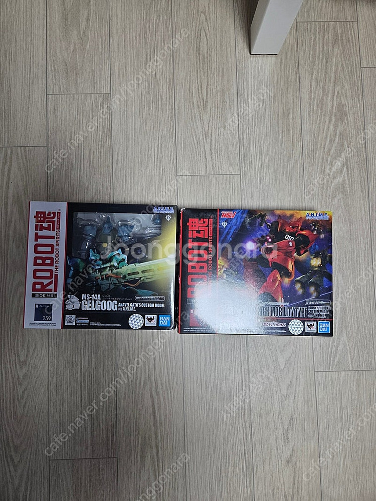 로봇혼 겔구그 2종 판매합니다.--0