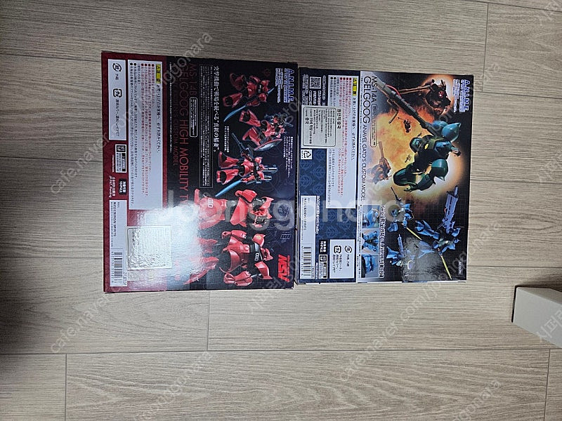 로봇혼 겔구그 2종 판매합니다.--3