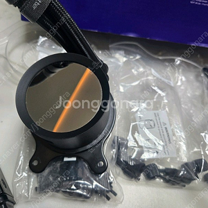 크라켄240 기본쿨러 제외 풀박 팝니다.