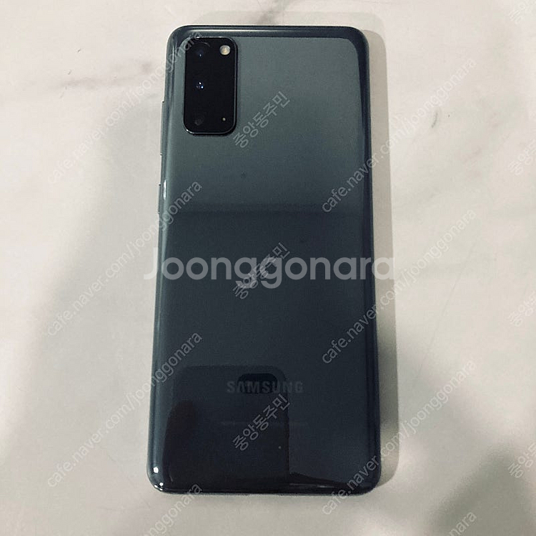 갤럭시 S20 그레이 128용량 매우깨끗한기기 14만5천원 판매합니다--1