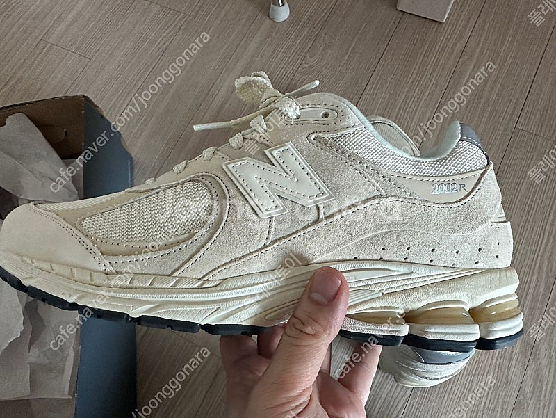 뉴발란스 운동화 M2002R 베이지 275mm 새제품 ...--0
