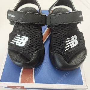 뉴발란스 키즈 샌들