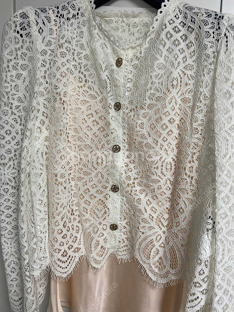 지컷 레이스 블라우스--2