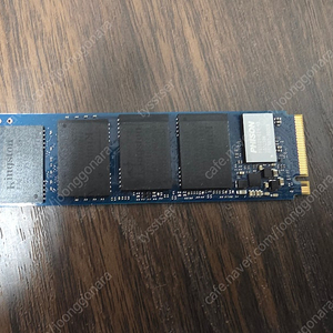 Kingston 킹스턴 NV2 4TB M.2 2280 NVMe 내장 SSD (SNV2S/4000G) 팝니다