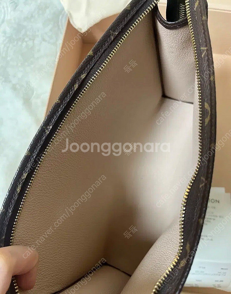 루이비통 토일렛 26 클러치백 풀박스--4