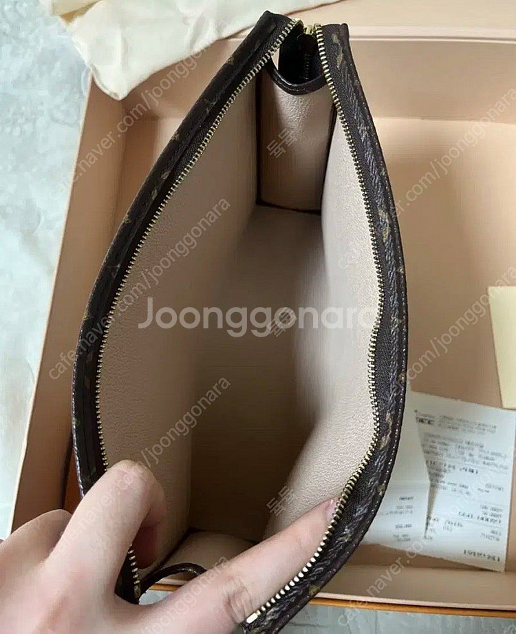 루이비통 토일렛 26 클러치백 풀박스--5