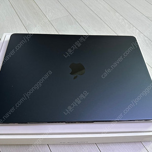 맥북에어 m3 15인치 8GB/512GB 판매합니다.