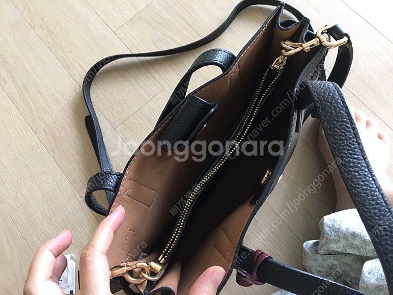 토리버치 워너 사첼 토트숄더백--8