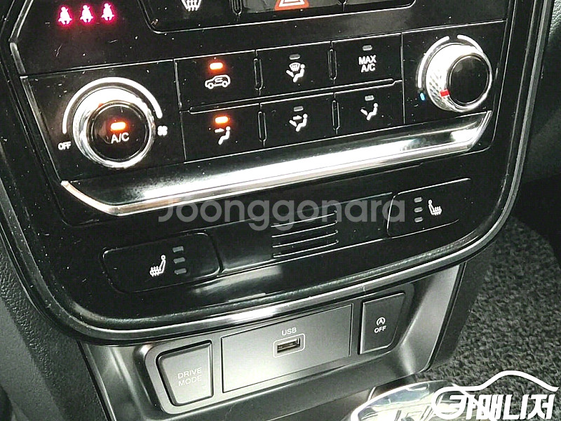 베리 뉴 티볼리 2WD 가솔린 1.5 2022 년 중고...--2