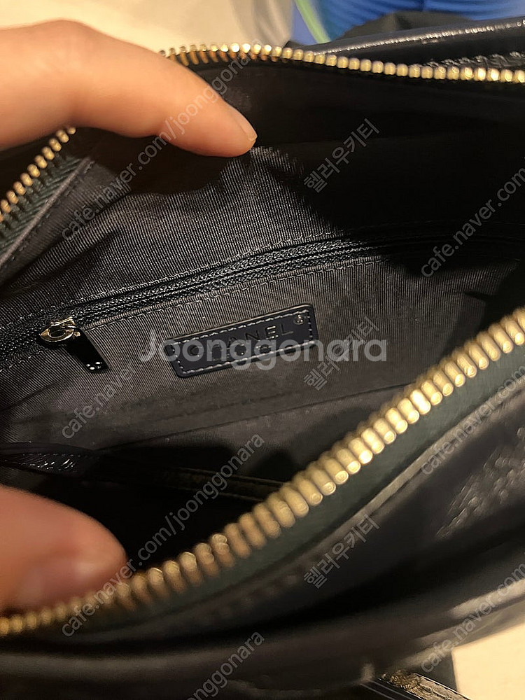 샤넬 가브리엘 호보 스몰 다크네이비 + 로고스트랩--5