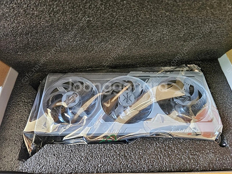 RX 9070XT 스틸레전드 팝니다--0