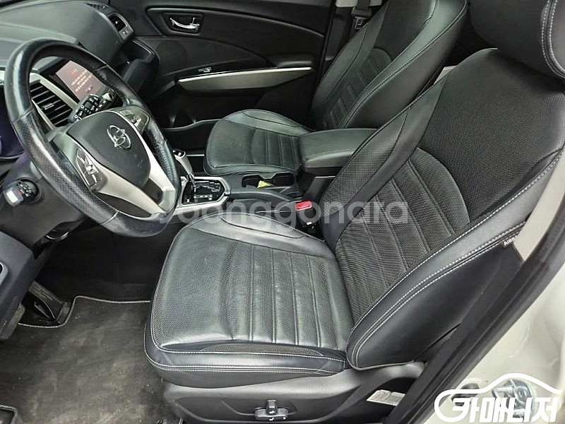 티볼리 가솔린 2WD 1.6 LX 2015 년 중고차◆...--2