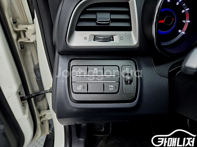 티볼리 가솔린 2WD 1.6 LX 2015 년 중고차◆...--8