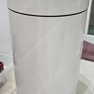 올리 센서 휴지통 30L 크림화이트 판매합니다.
