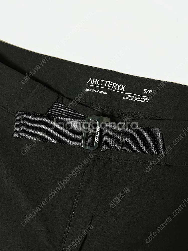 아크테릭스 감마 LT 블랙 팬츠 30사이즈 판매해요.--0