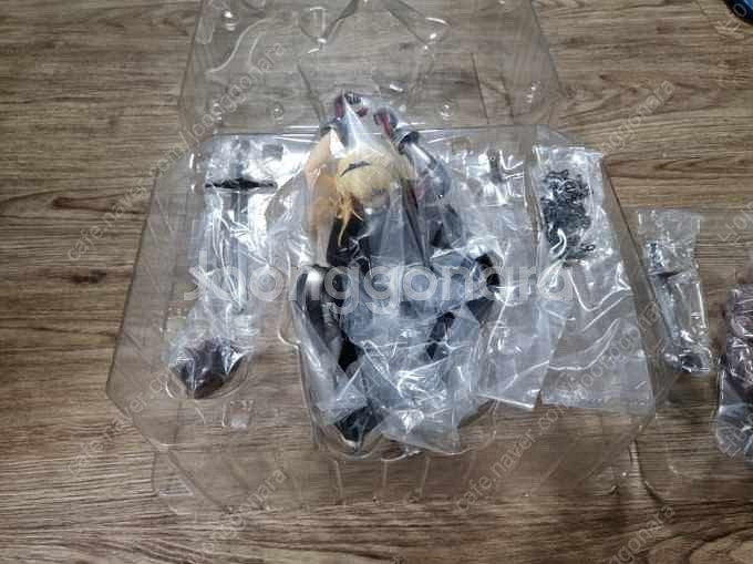네이티브 여기사 발레리 개봉양품--2